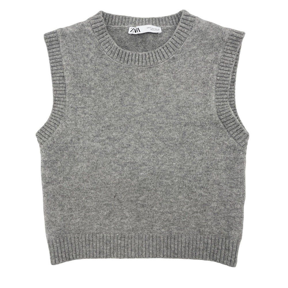 Gray Sleeveless Knit Sweater Vest